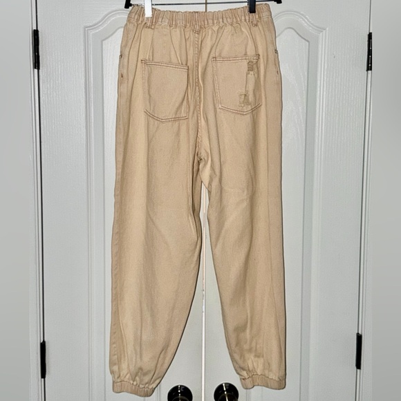 🌿POL Tan Distressed Denim Jogger Pants - Picture 4 of 6